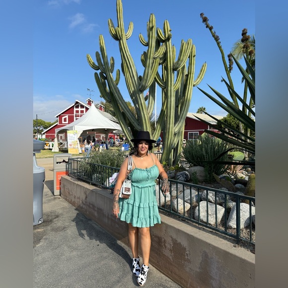 🎉☮💕NEW ITEMS COMING SOON!😊💕☮🎉 - Picture 5 of 6